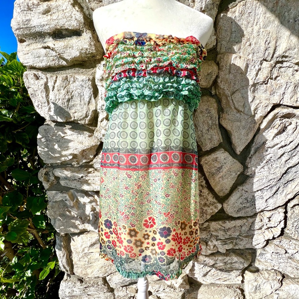 Ya Da Strapless Dress Size M